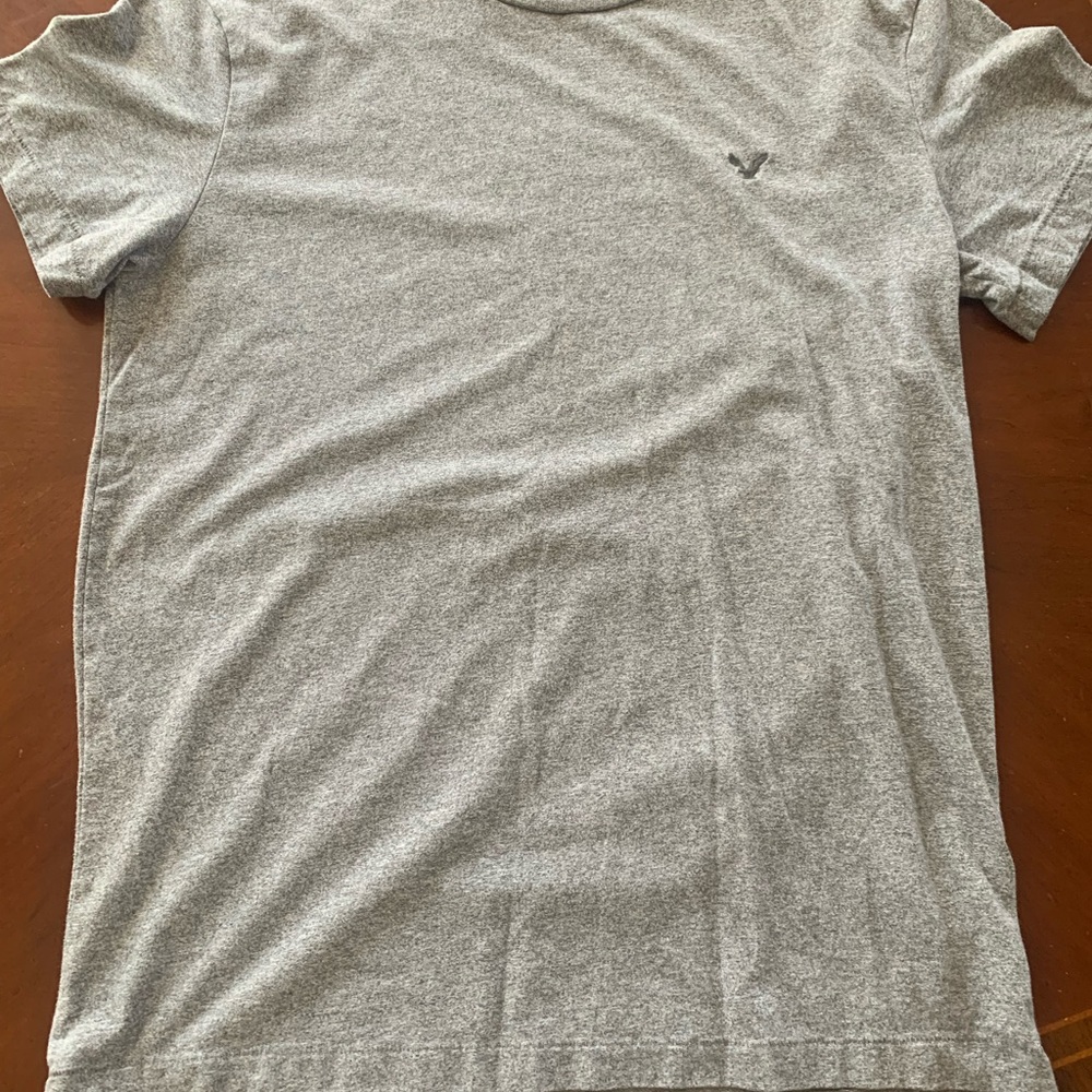 American Eagle Men T-Shirt Medium Gray Short Sleeve Athletic Fit Solid Casual